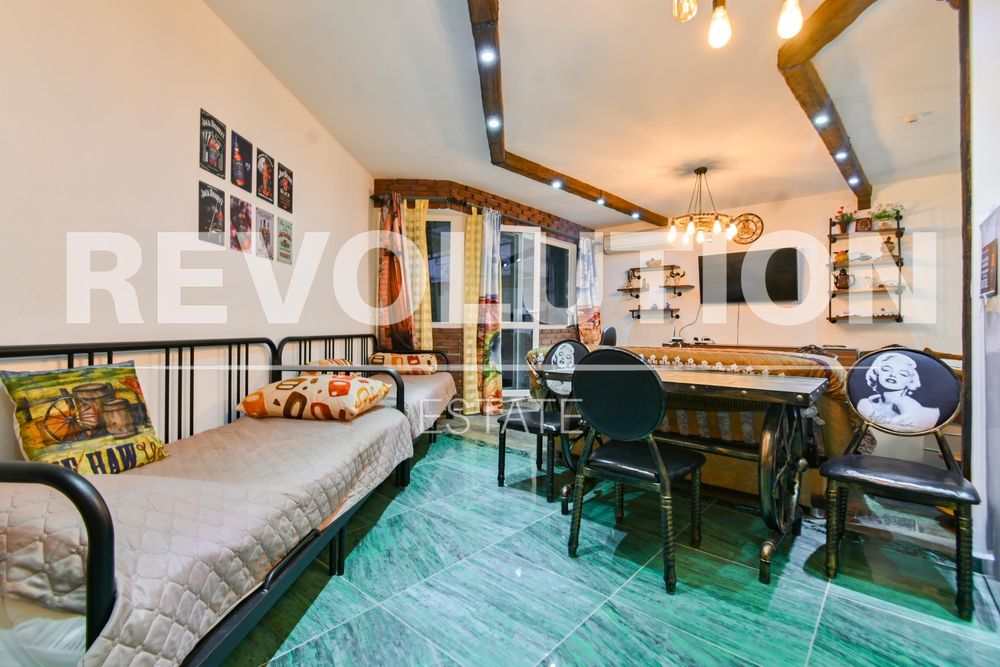 Двустаен апартамент в ж.к. Студентски град.