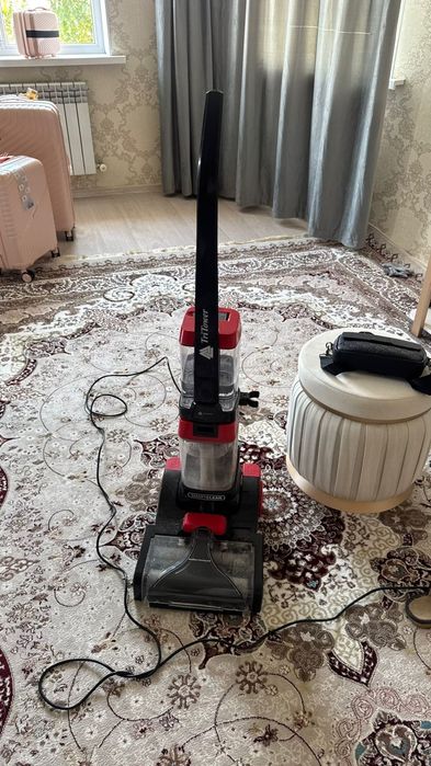 Пылесос почти новый