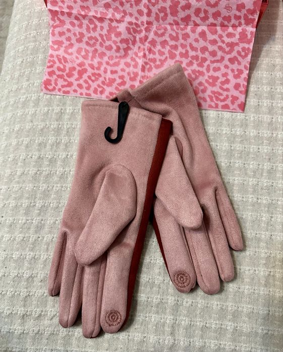 Manusi dama + cutie cadou