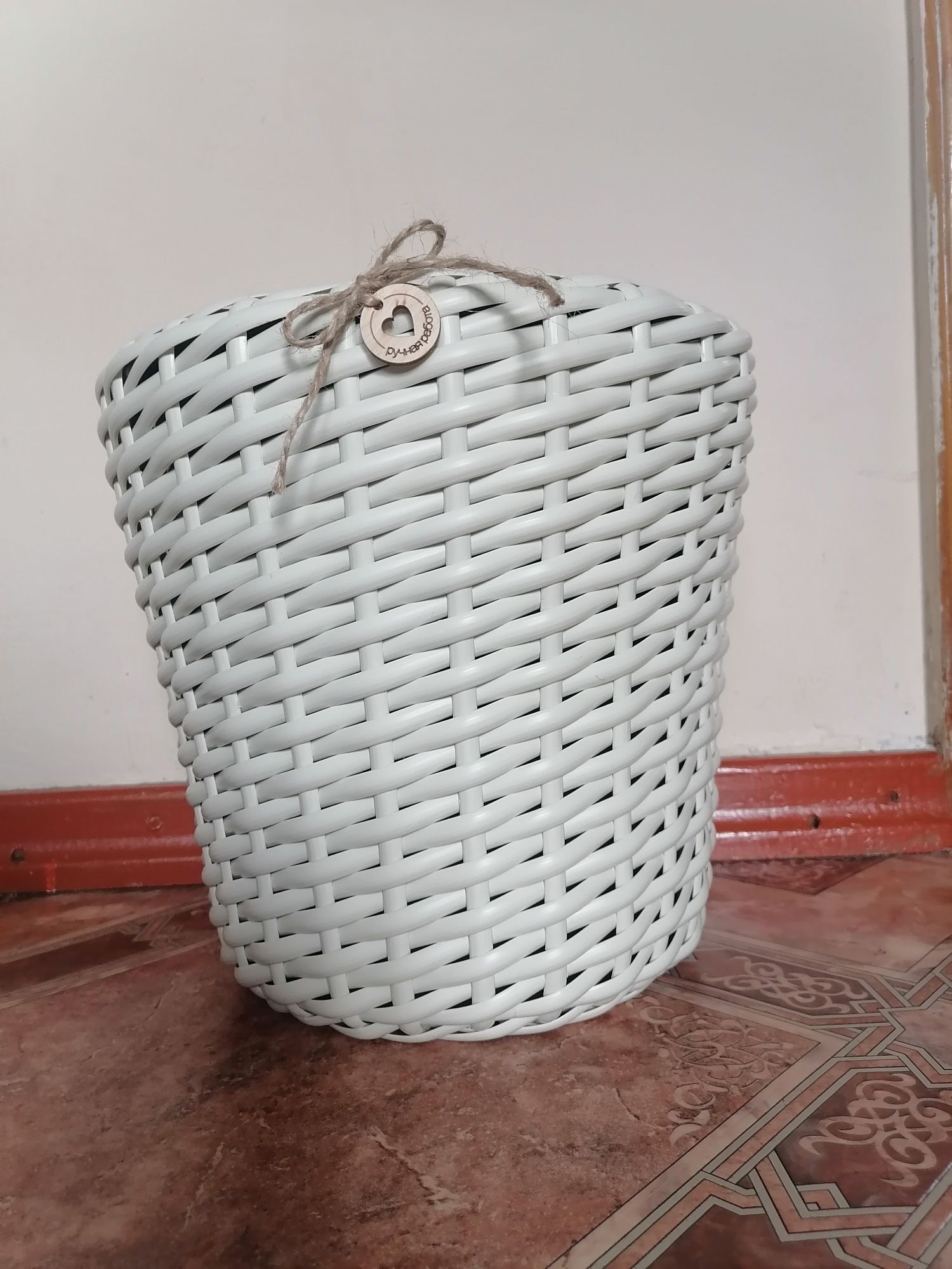 Кашпо из ротанга