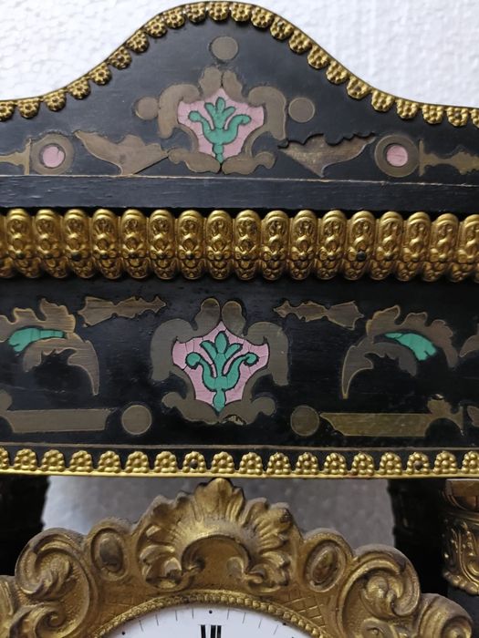 Ceas de semineu cu.torsade si elemente din bronz,  Napoleon vechi sec