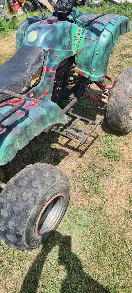 Vând ATV Hammer 150