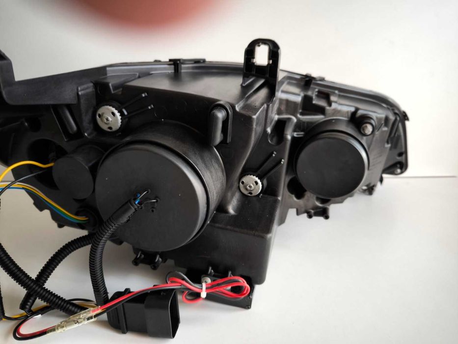 Фарове БМВ Е70 ЛЕД Xenon BMW E70 LED TFL Angle eyes Тунинг Нови КСЕНОН