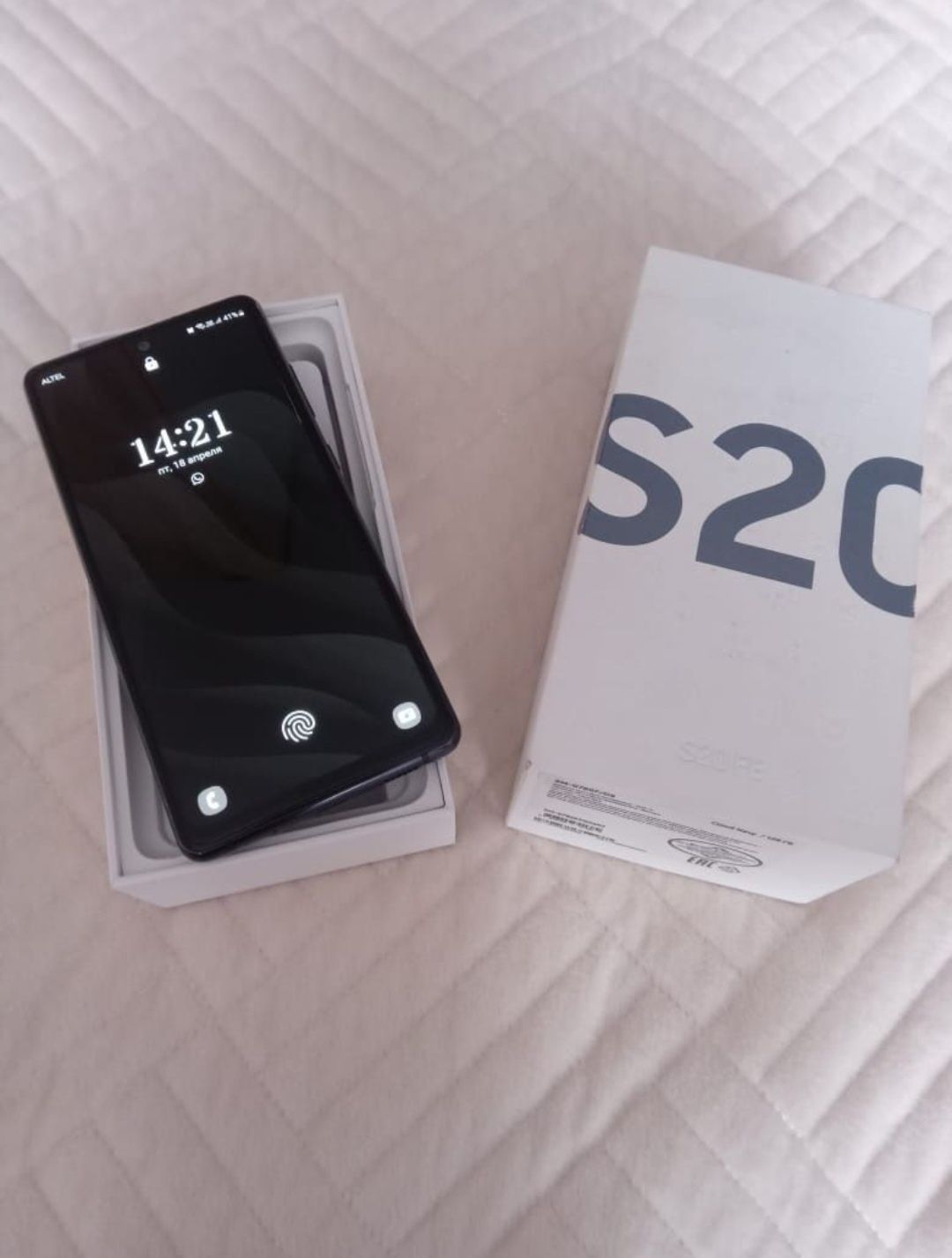 Samsung s20 fe 128гб