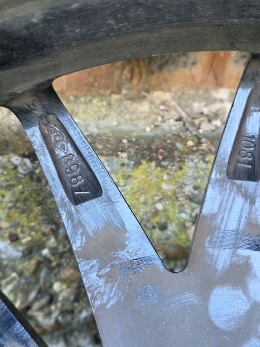 Продавам гуми с джанти 5/108