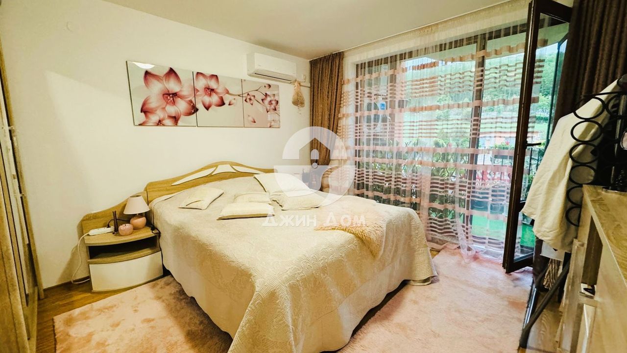 Продава се Двустаен апартамент в Свети Влас - 79 кв.м за 923 €/кв.м - Снимка #5