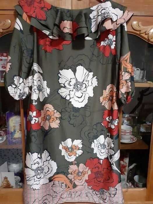 Rochie Biscuit, cu imprimeu floral mărimea M