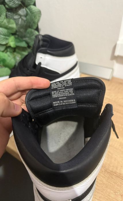 Air Jordan 1 High Reverse Panda