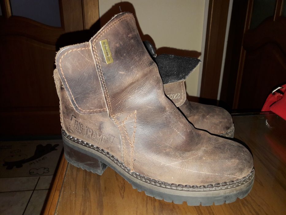 Ghete din piele măsura 37