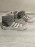 Обувки Adidas