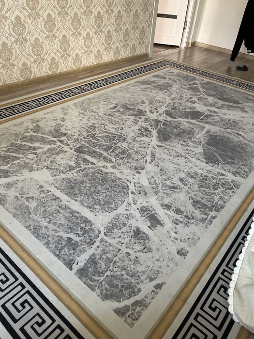 Продам декоративный коврик 2#3 микрофибра