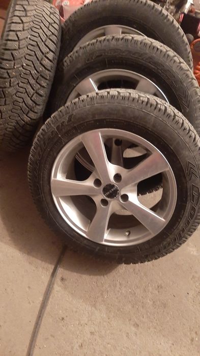 Шины с титановыми дисками