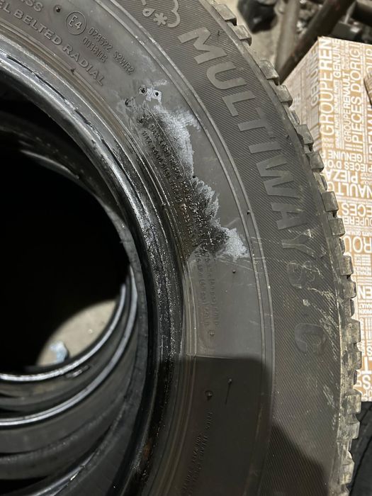 Cauciucuri C in stare f buna