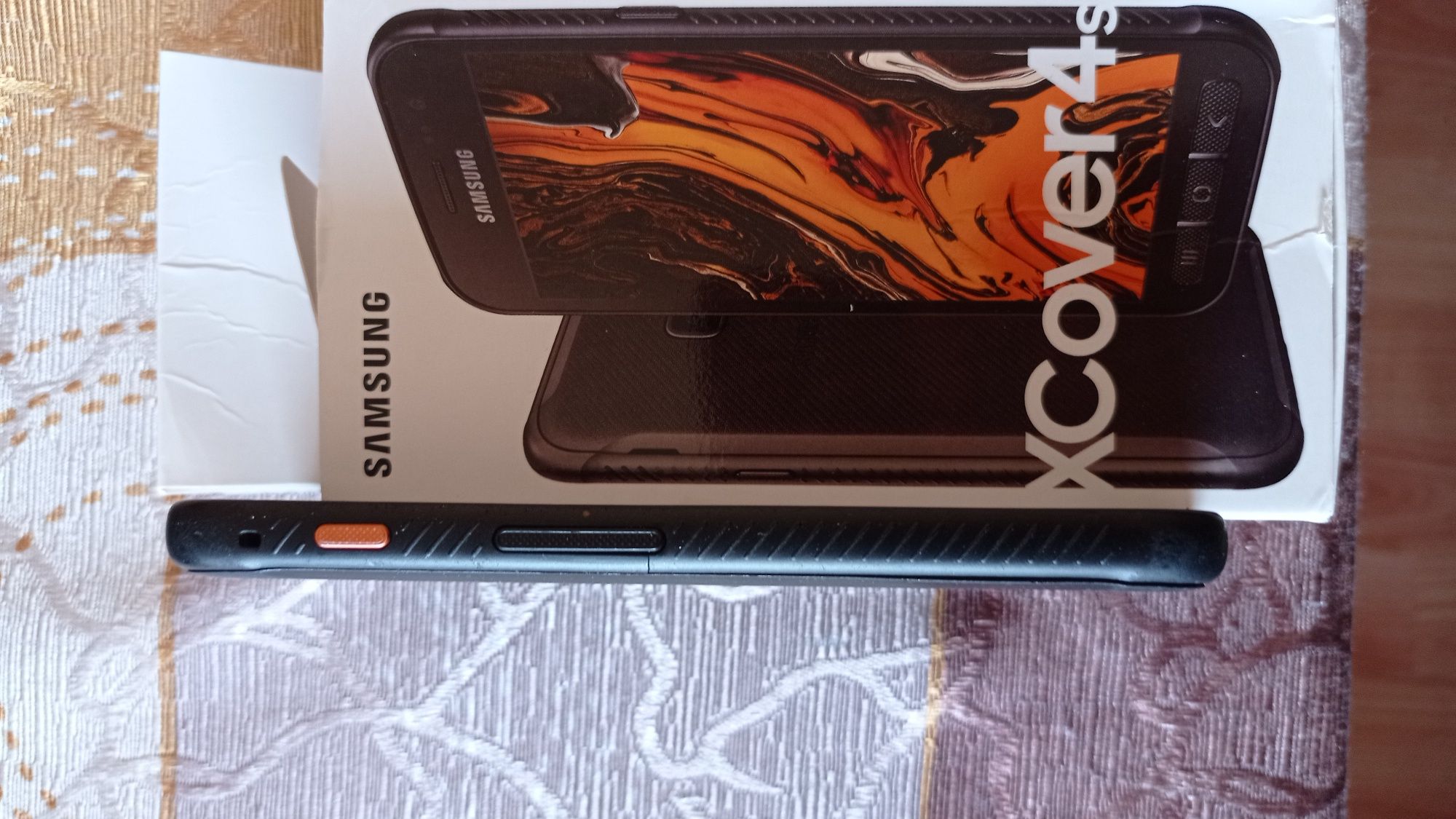 Като нов Samsung galaxy Xcover 4s