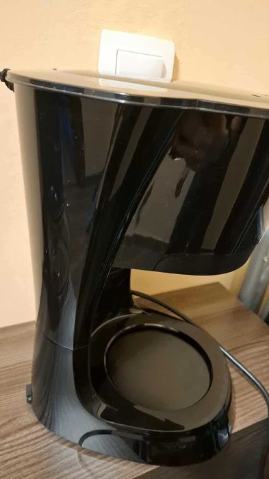 Продавам кафе машина NEO