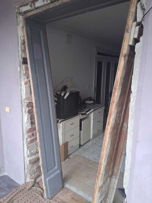 Врата двустранна