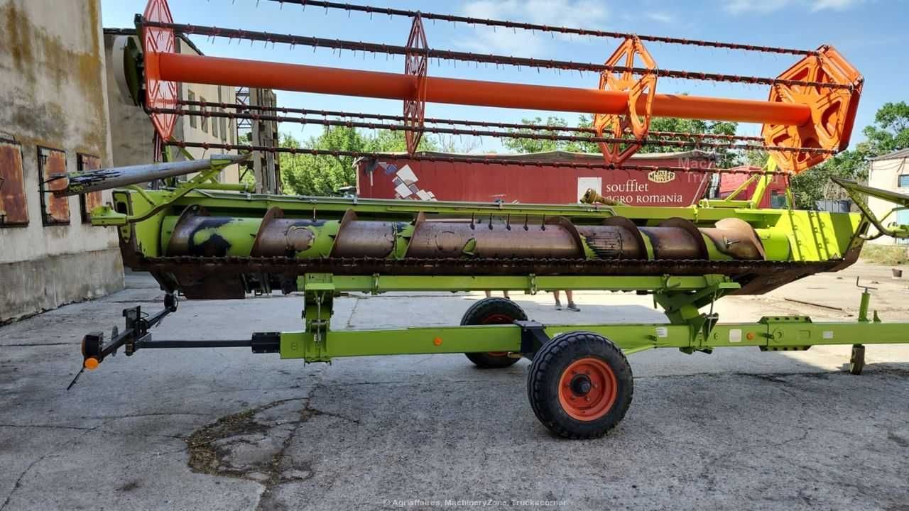 Combina CLAAS TUCANO 320 T4