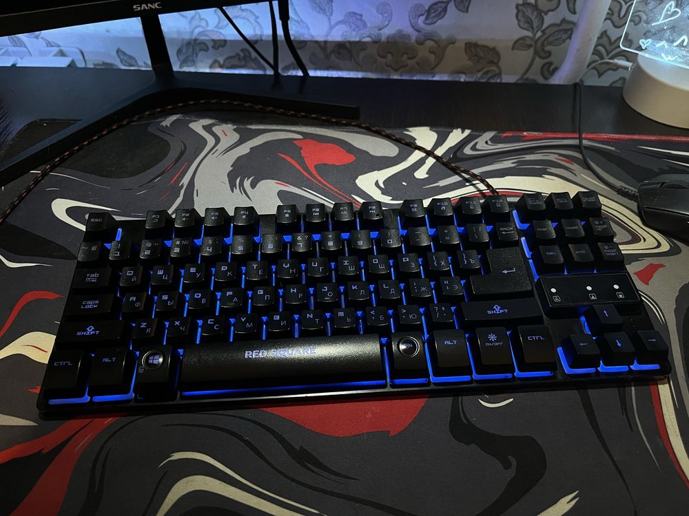Клавиатура Red Square Tesla TKL — мембранная, с RGB-подсветкой