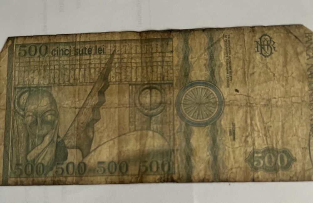 Vând bancnote vechi