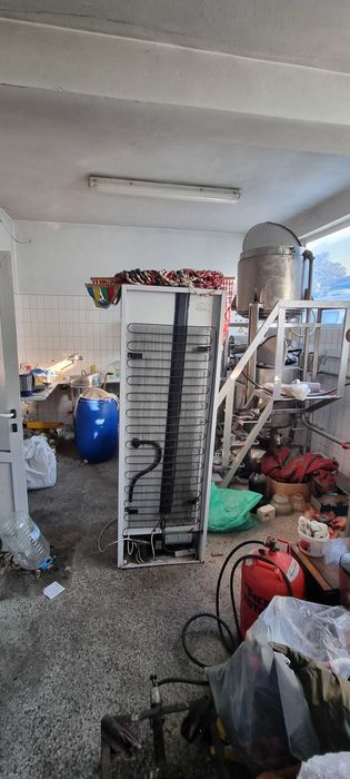 Продава се Промишлена сграда в с. Ломци, Област Търговище - 75 кв.м за 1700 €/кв.м - Снимка #4