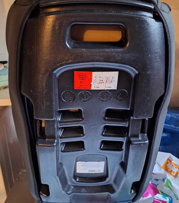 Детско столче за кола HELENE