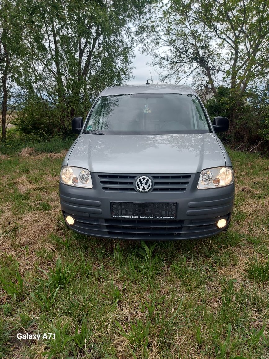 VW CADDY UTILITARA 1,9 TDI  105 cp 2010