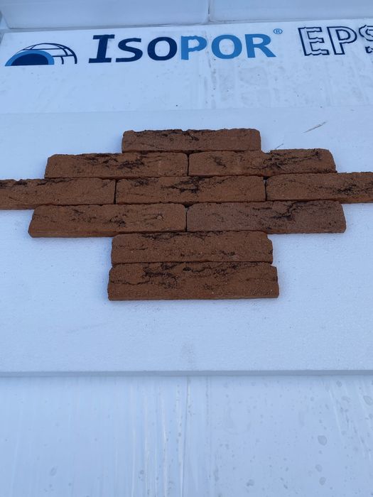 Caramida Aparenta feliata