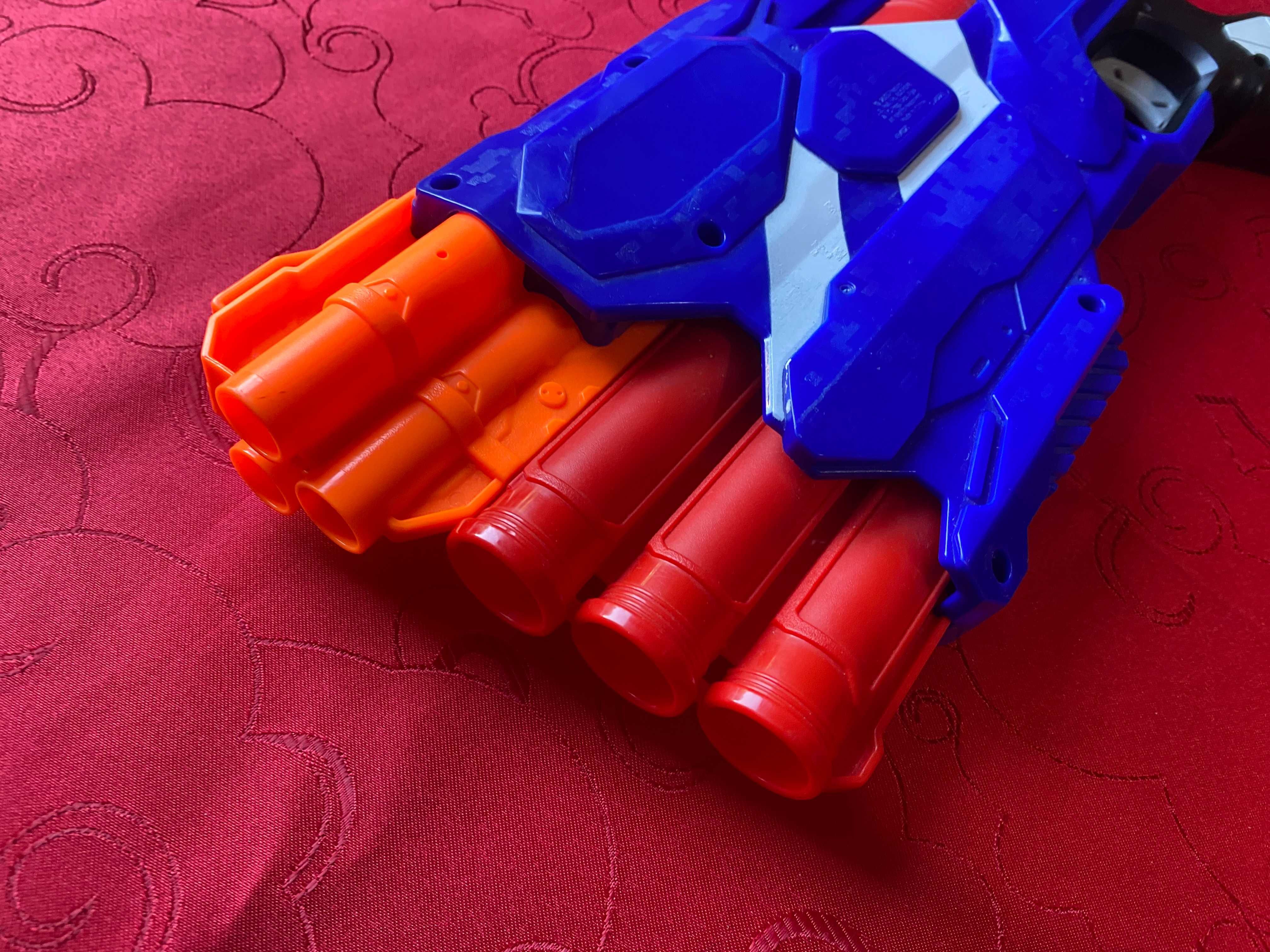 Nerf Elite Blaster Dual-Strike