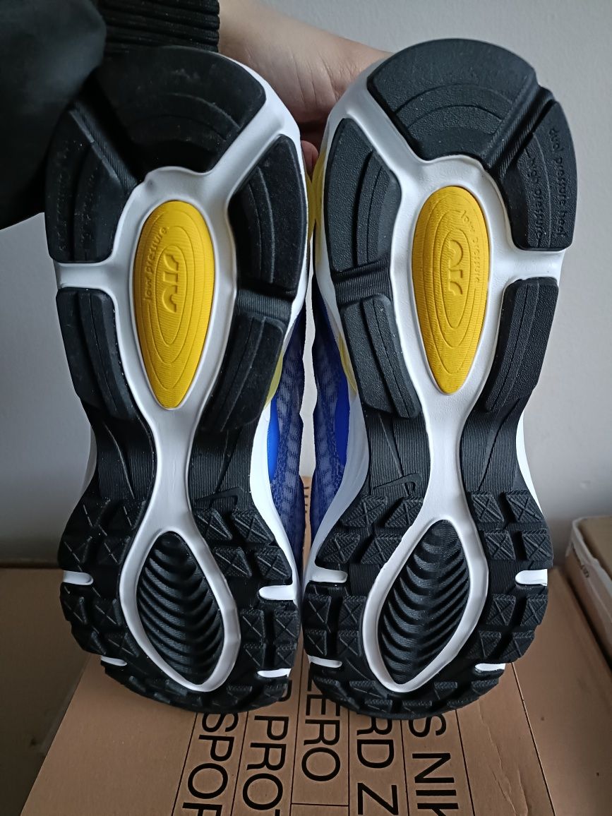 Nike Air Max TW номер 41