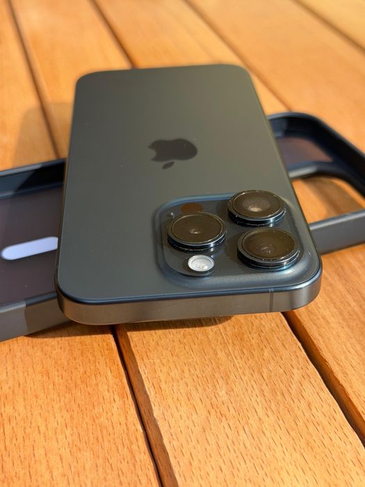 Iphone 15 pro 100% baterie