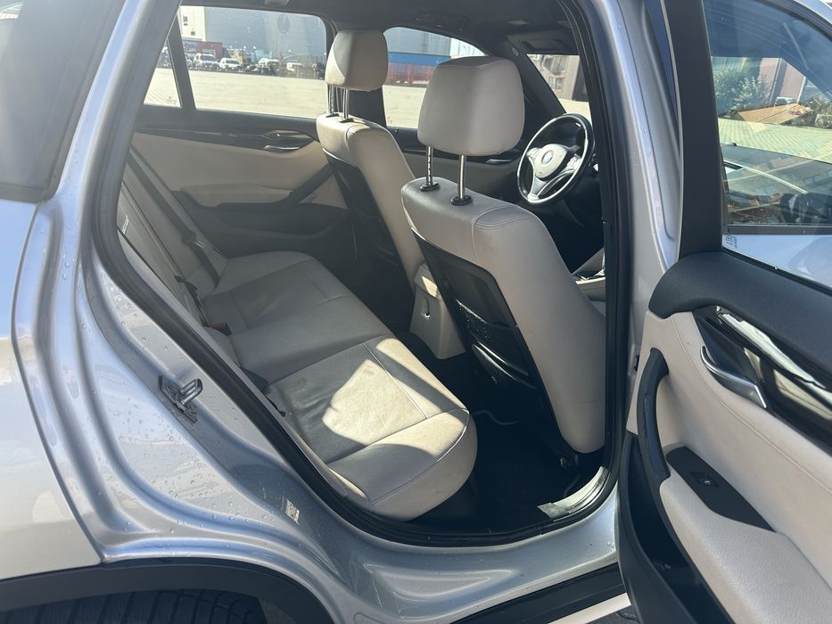 BMW X1 X-drive Navi, piele, xenon