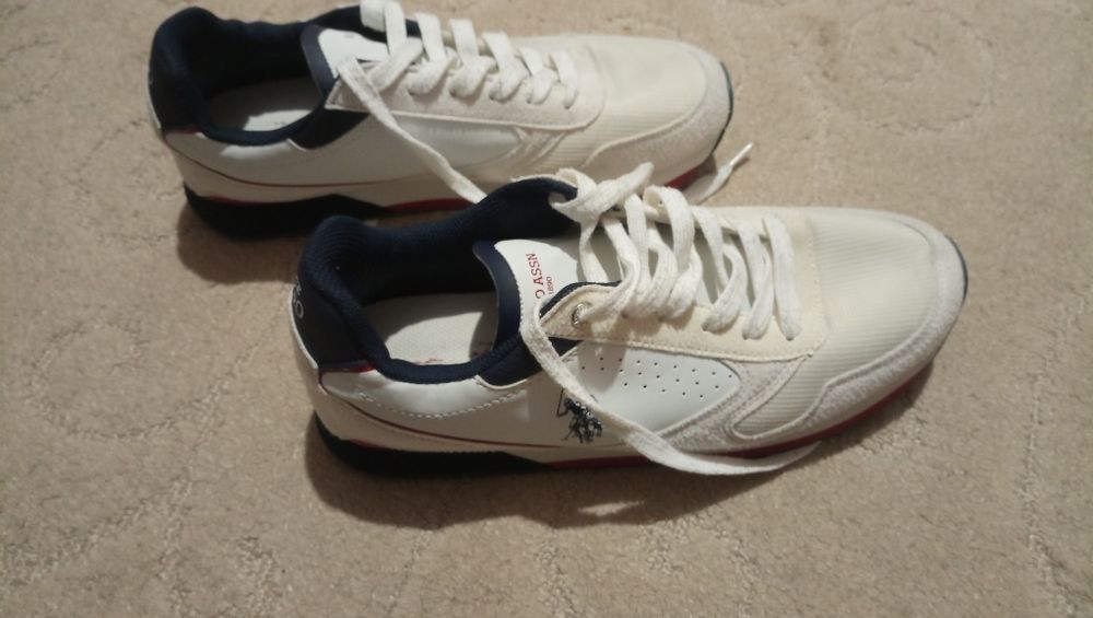 Маратонки 42 номер