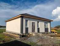 Casa modulara și garaje auto din structura metalica si panou sandwich