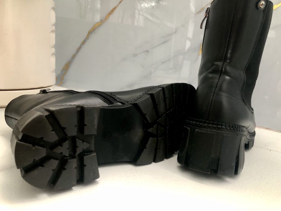 Дамски черни боти