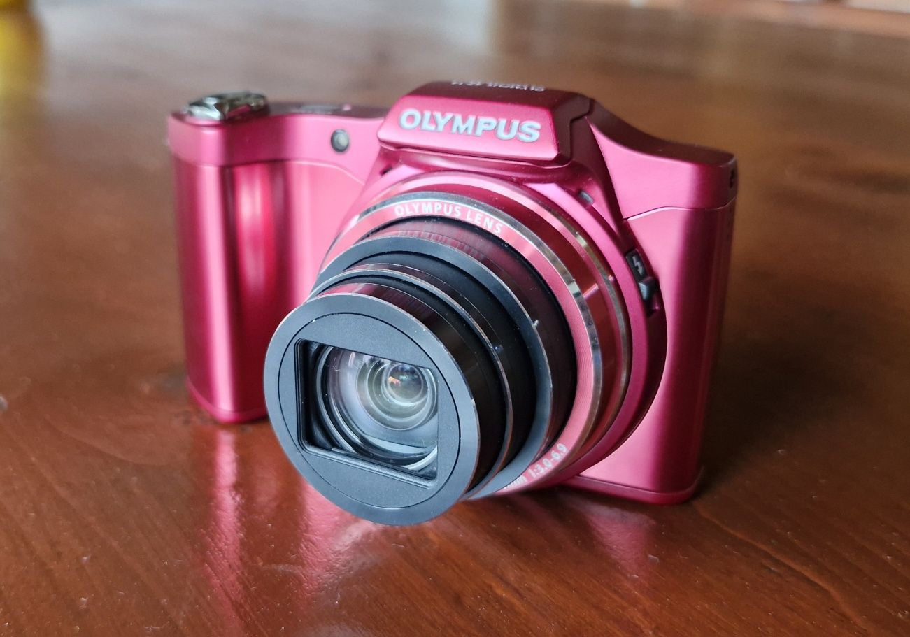 Фотоапарат Olympus SZ-14