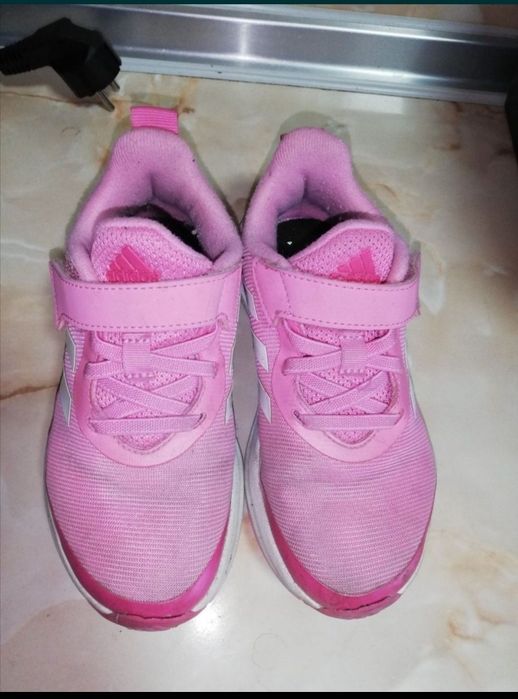 Оригинални маратонки Adidas 29 н