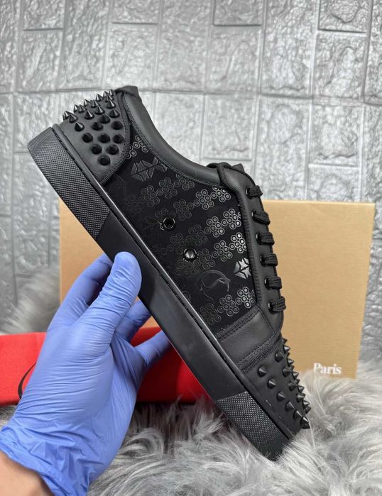 Christian Louboutin 2025 ( Calitate Premium )