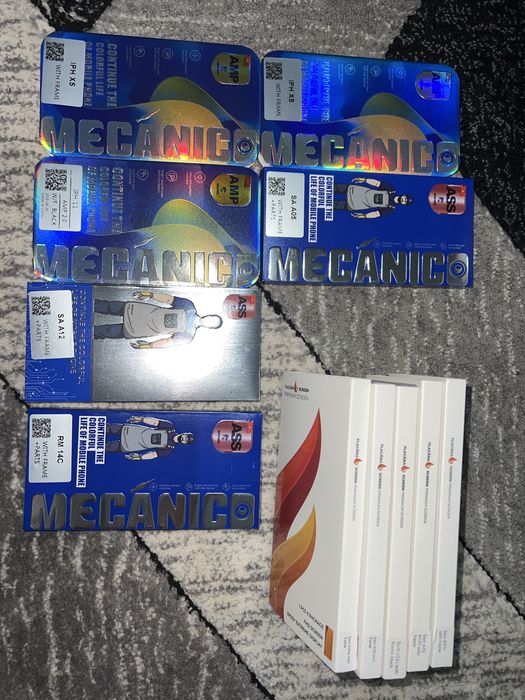 Display uri telefoane