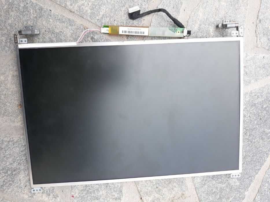 Display laptop Samsung LTN154x3