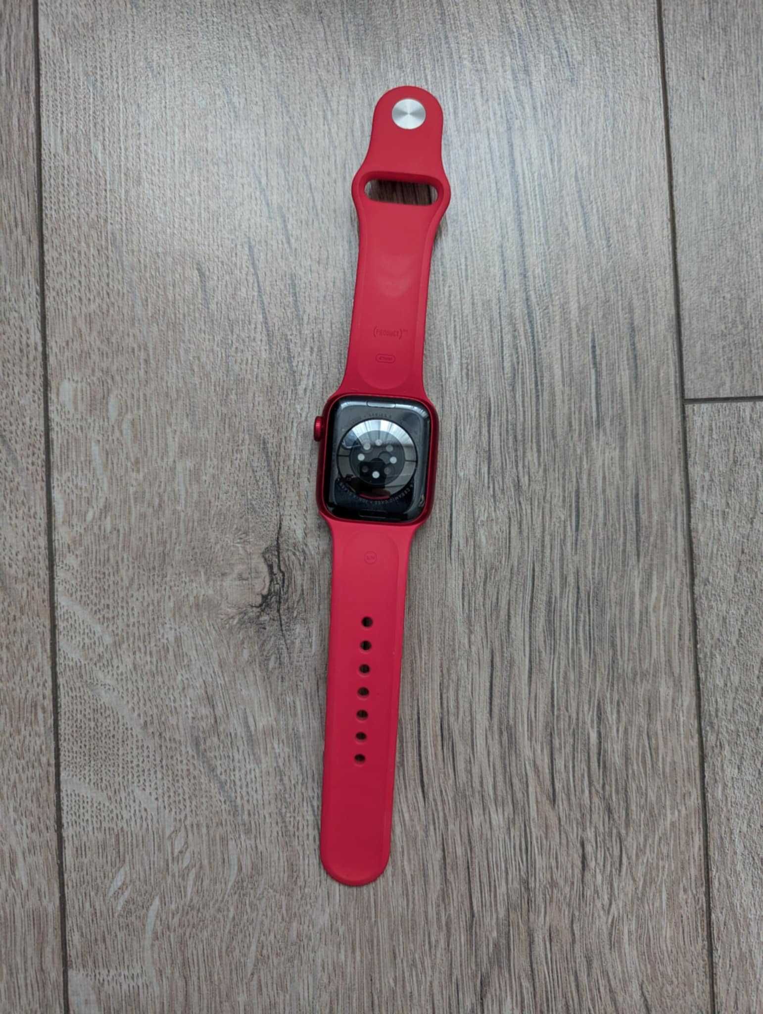 Червен Смарт часовник APPLE WATCH 8