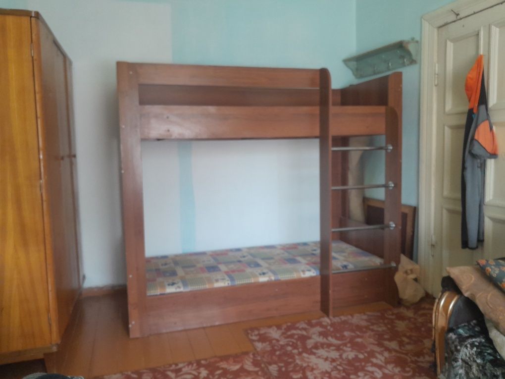 Двух ярусная кровать