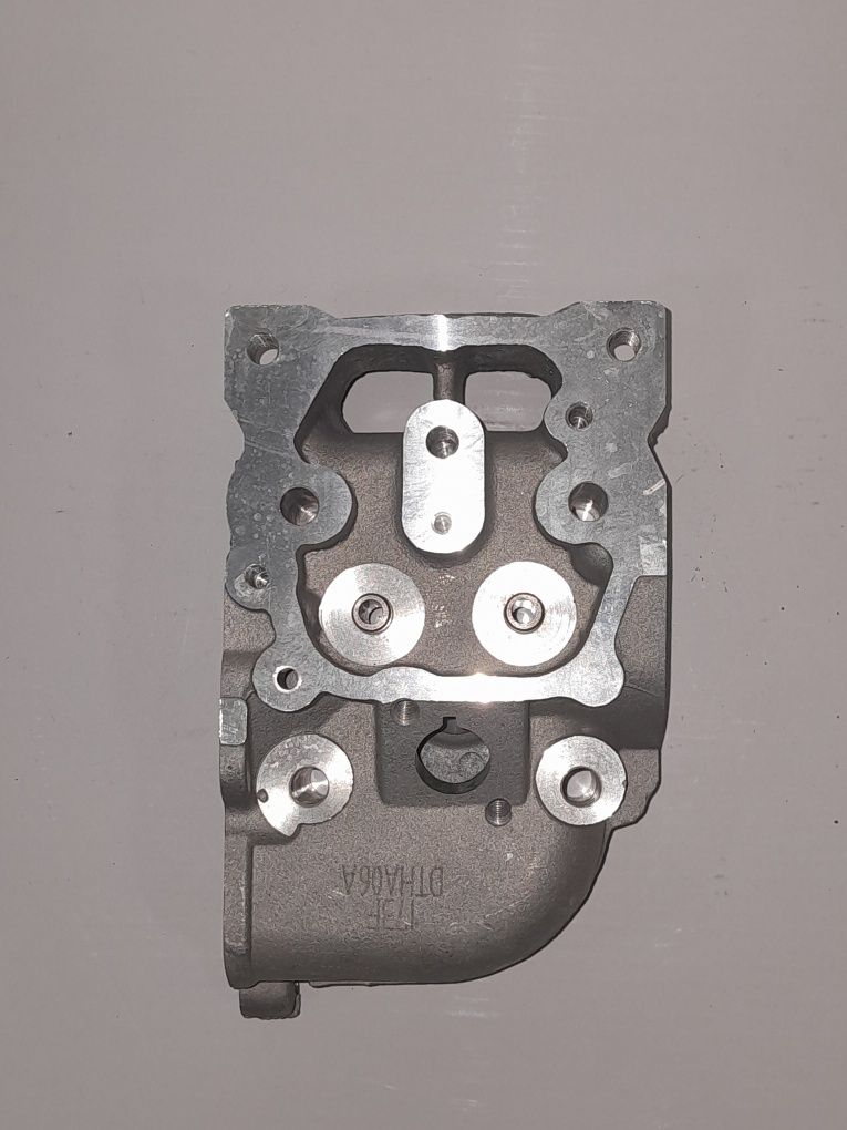 Traktor zapchasti