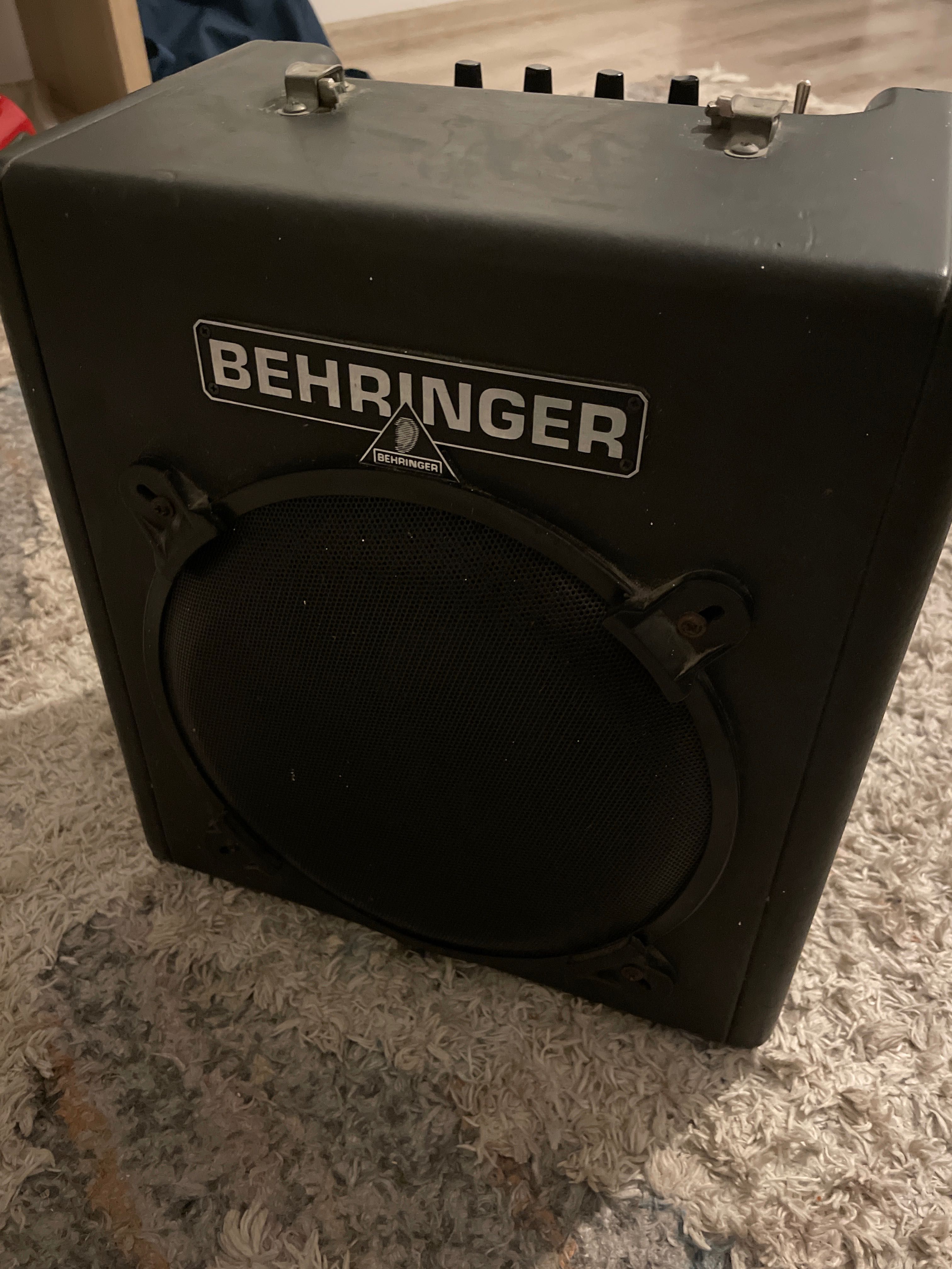 Amplificator chitara bass Behringer Thunderbird Bx108 15W