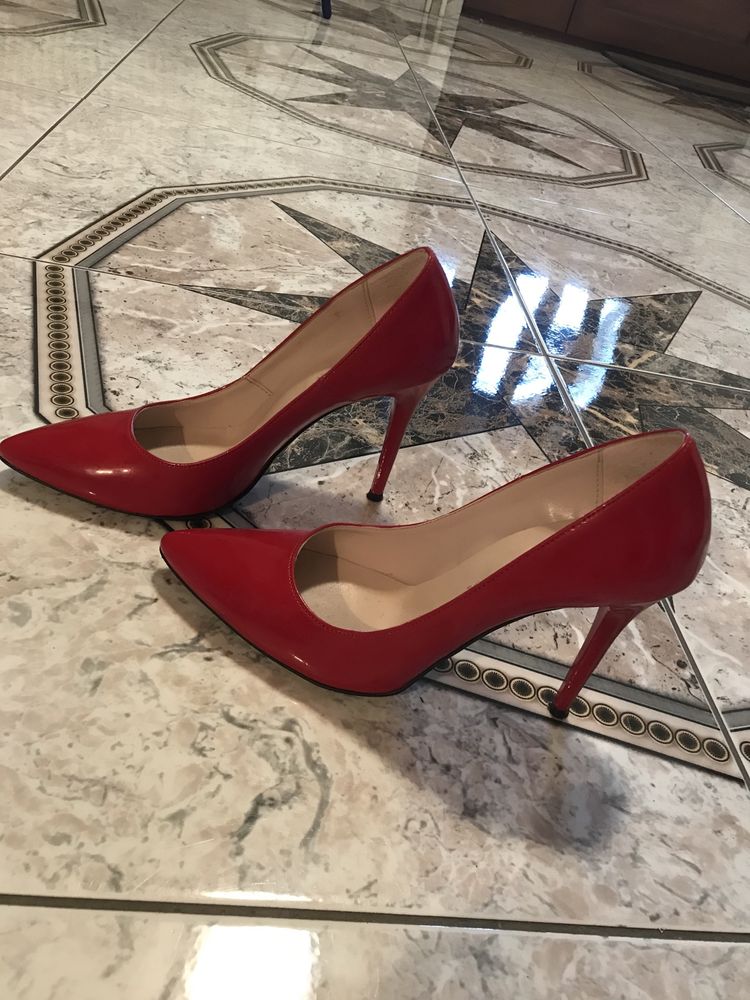 Pantofi dama stiletto rosu