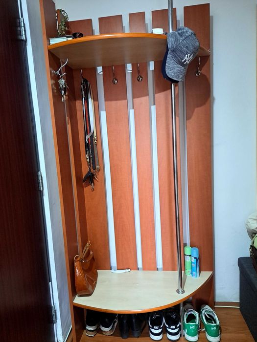 Cuier pt hol stare foarte buna