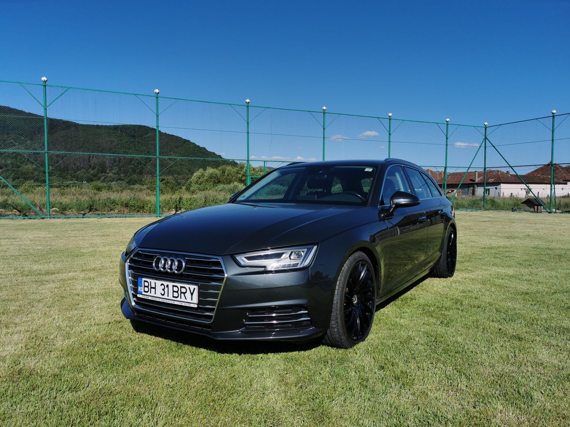 Audi A4 b9 Avant 2.0 tdi 150cp Manuală