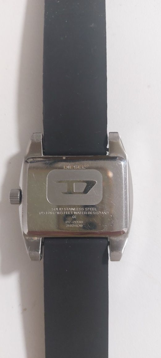 Diesel Стилен ел. Часовник DZ-2038