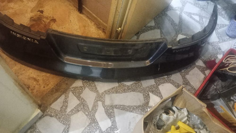 Части за Опел Инсигния