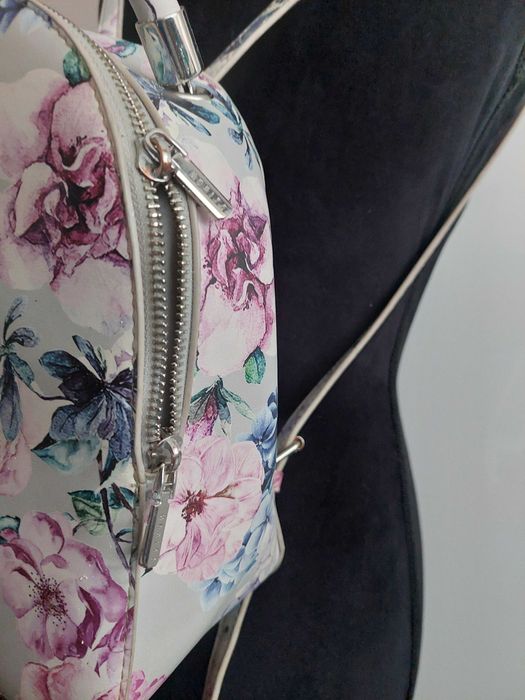 Rucsac cu motiv floral Mohito gri