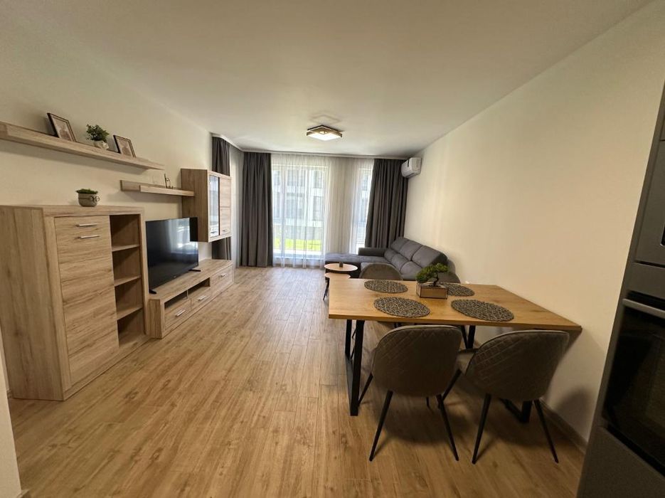 Дава се под наем Двустаен апартамент в Пловдив, Остромила - 55 кв.м за 650 € - Снимка #2